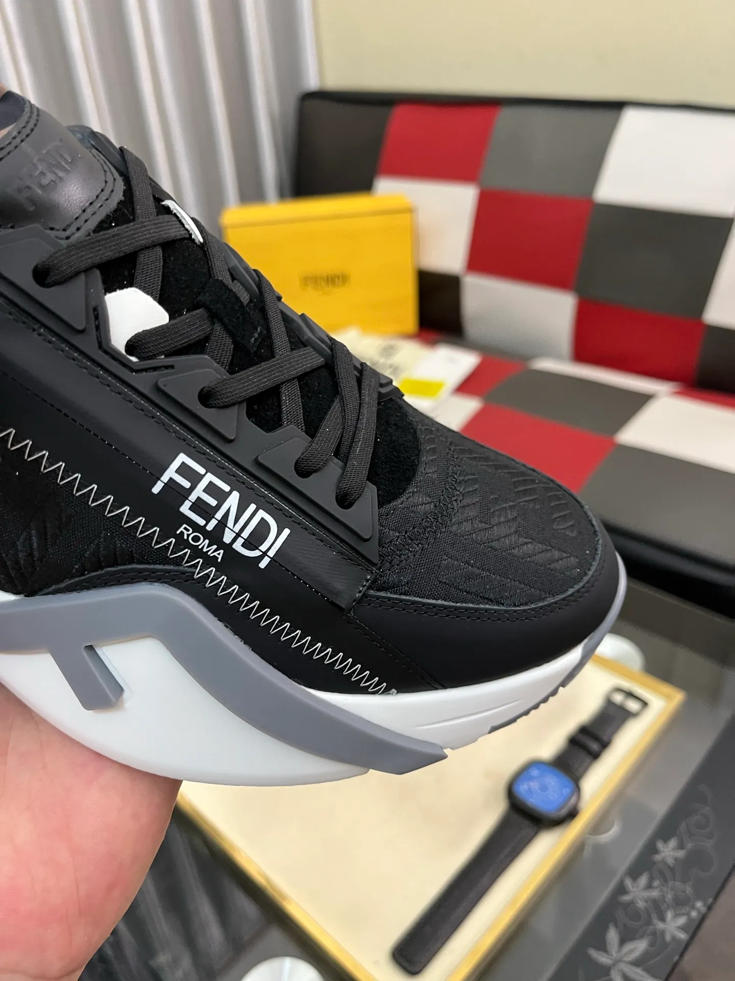 Men's men's shoes 💰540⌚️⌚️ FEND* — Fendi Flow men's casual sneakers, with elastic straps, side zippers, and corrugated soles engraved with F. Embossed Fendi Flow lettering on the heel. Made of technical fabric and a mix of blue and genuine leather. Decorated with Lycra® details. FF graphic tongue. Ultra-light and wear-resistant EVA sole. Code number: 38-44